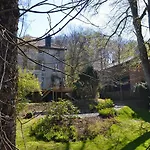 Bed & Breakfast Les Tilleuls 4*