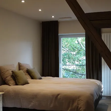 Les Tilleuls Bed & Breakfast