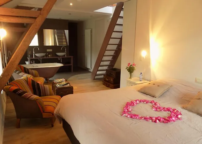 فندق مبيت وإفطار Les Tilleuls 4*